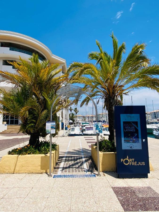 Charmant 2 Pieces A Port-Fréjus Dış mekan fotoğraf